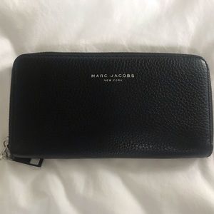 Authentic Marc Jacobs Wallet